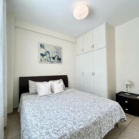 Eden Apartment Paphos Exterior photo