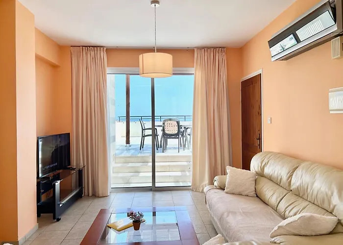 Eden Apartment